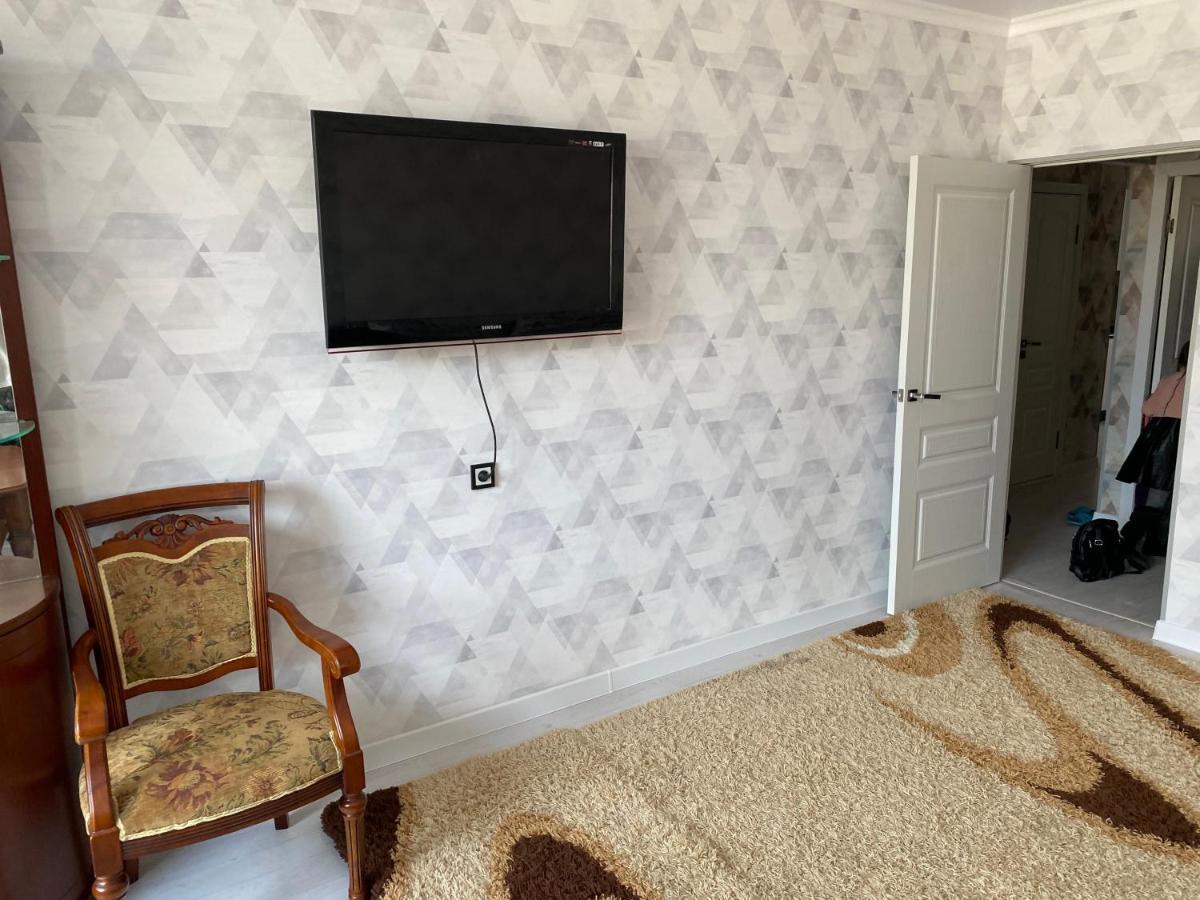 Guldana Apartment Aktau  Bagian luar foto