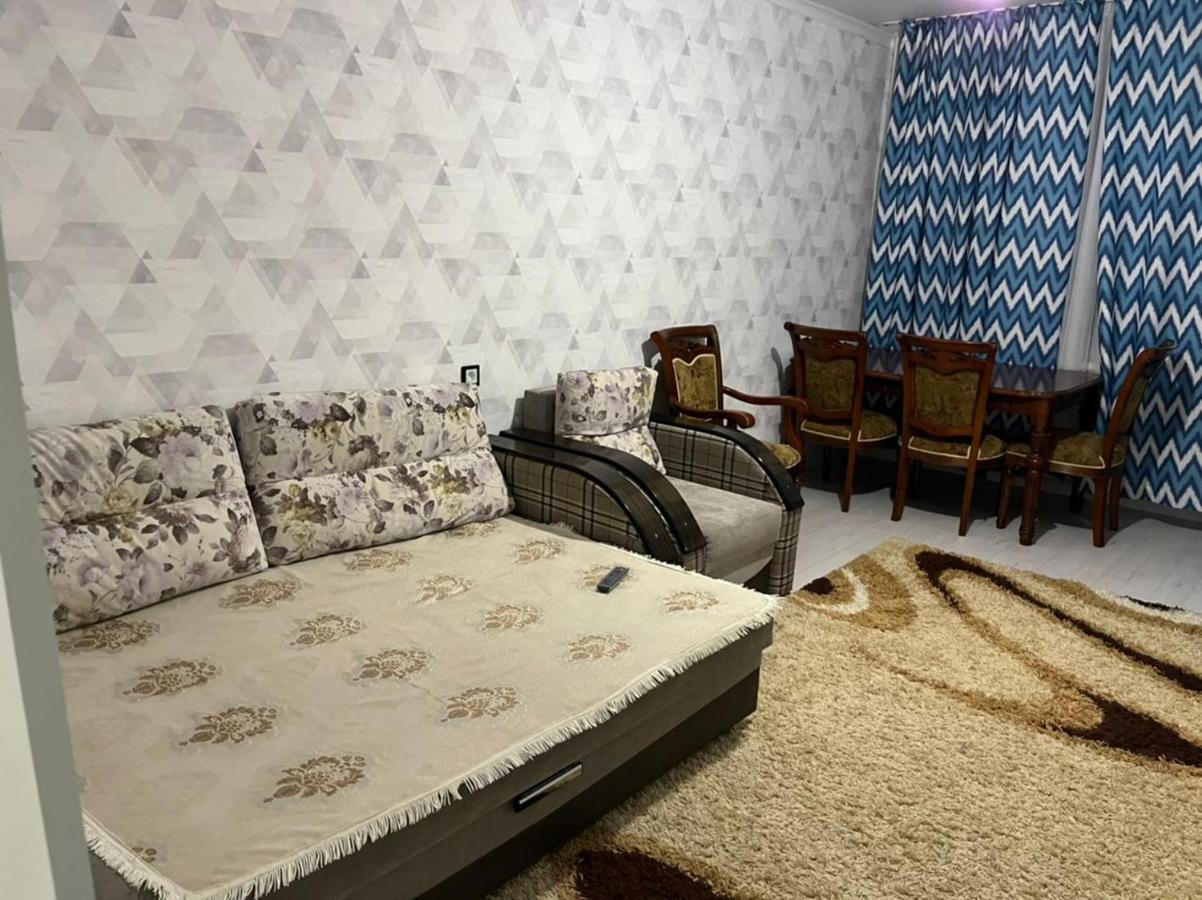 Guldana Apartment Aktau  Bagian luar foto