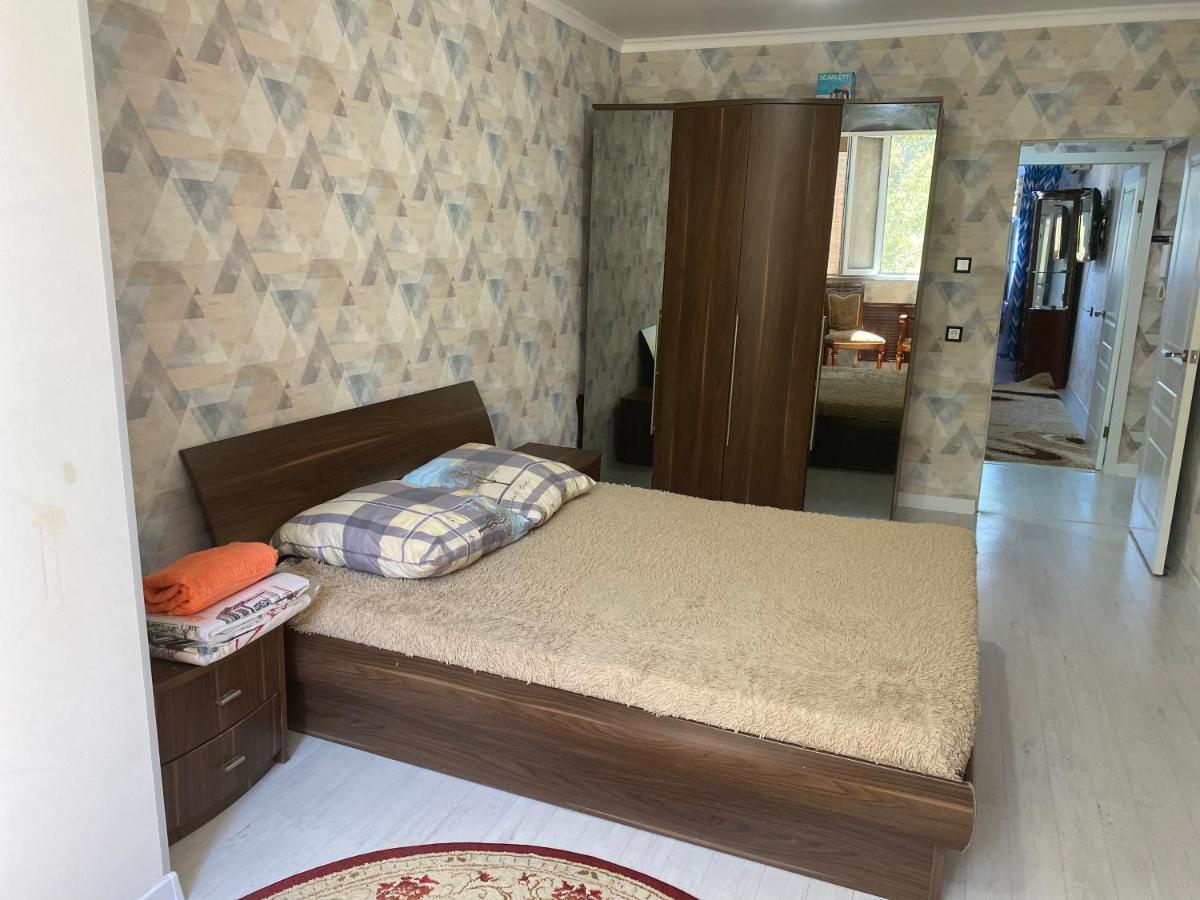 Guldana Apartment Aktau  Bagian luar foto
