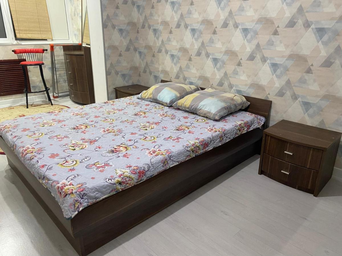 Guldana Apartment Aktau  Bagian luar foto