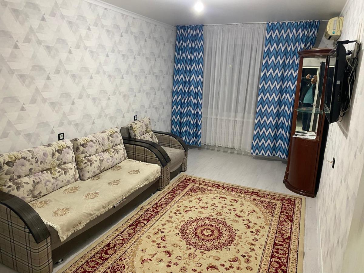 Guldana Apartment Aktau  Bagian luar foto